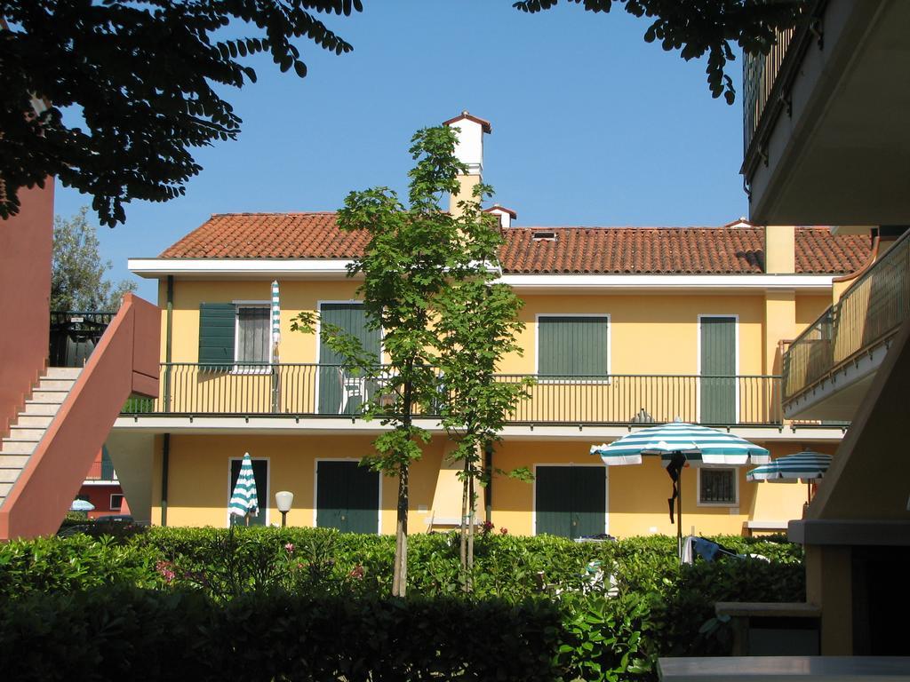 Appartamento Michelangelo Bibione Esterno foto